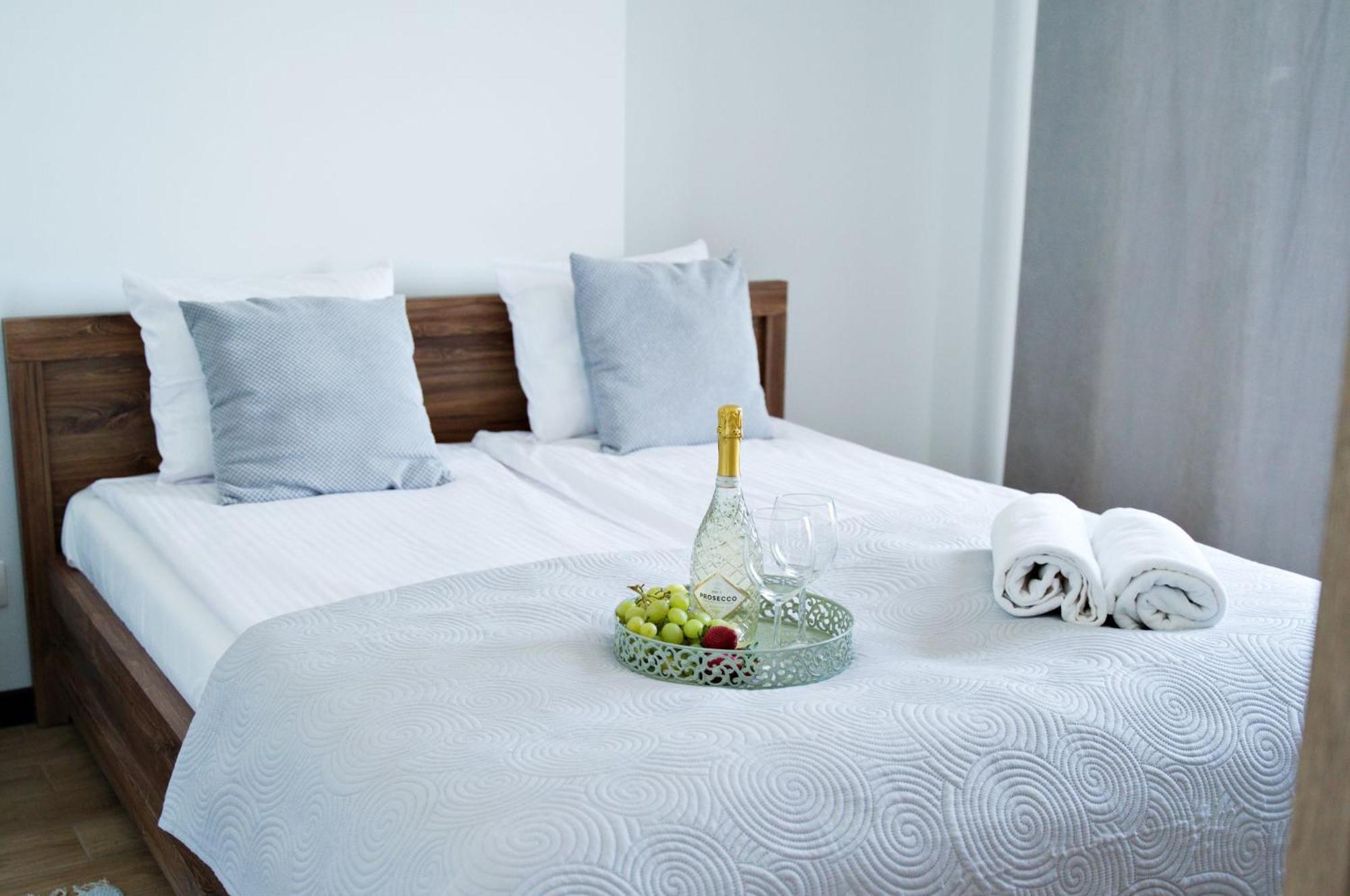 Апартаменты Apartament J&W Z Balkonem Затор Экстерьер фото